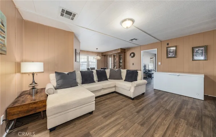 601 N Kirby Street 214, Hemet, California 92545