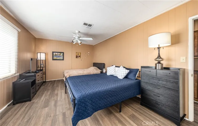 601 N Kirby Street 214, Hemet, California 92545