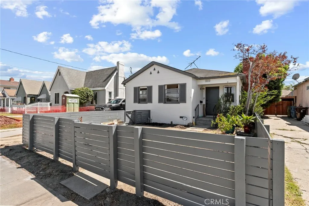 4474 W 133rd Street, Hawthorne, California 90250 home-pic-4