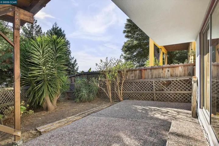 6166 Plymouth Ave, Richmond, California 94805