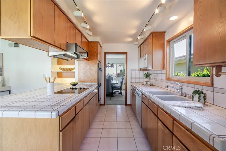 30141 Via Borica, Rancho Palos Verdes, California 90275
