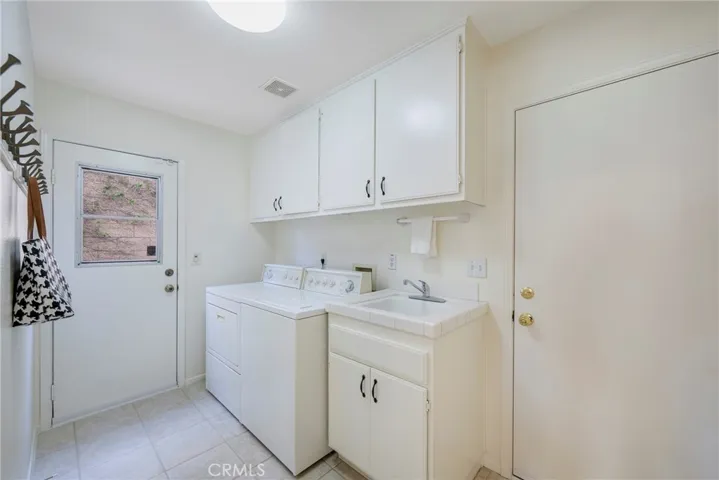 8844 E Crestview Lane, Anaheim Hills, California 92808
