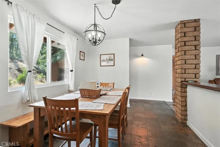 39712 Deer Ridge Drive, Oakhurst, California 93644