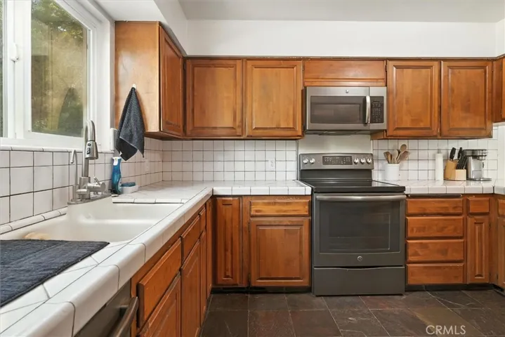 39712 Deer Ridge Drive, Oakhurst, California 93644