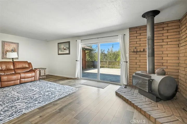 39712 Deer Ridge Drive, Oakhurst, California 93644