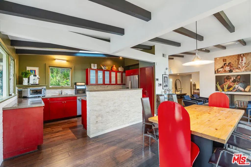 8581 Appian Way, Los Angeles, California 90046 home-pic-10