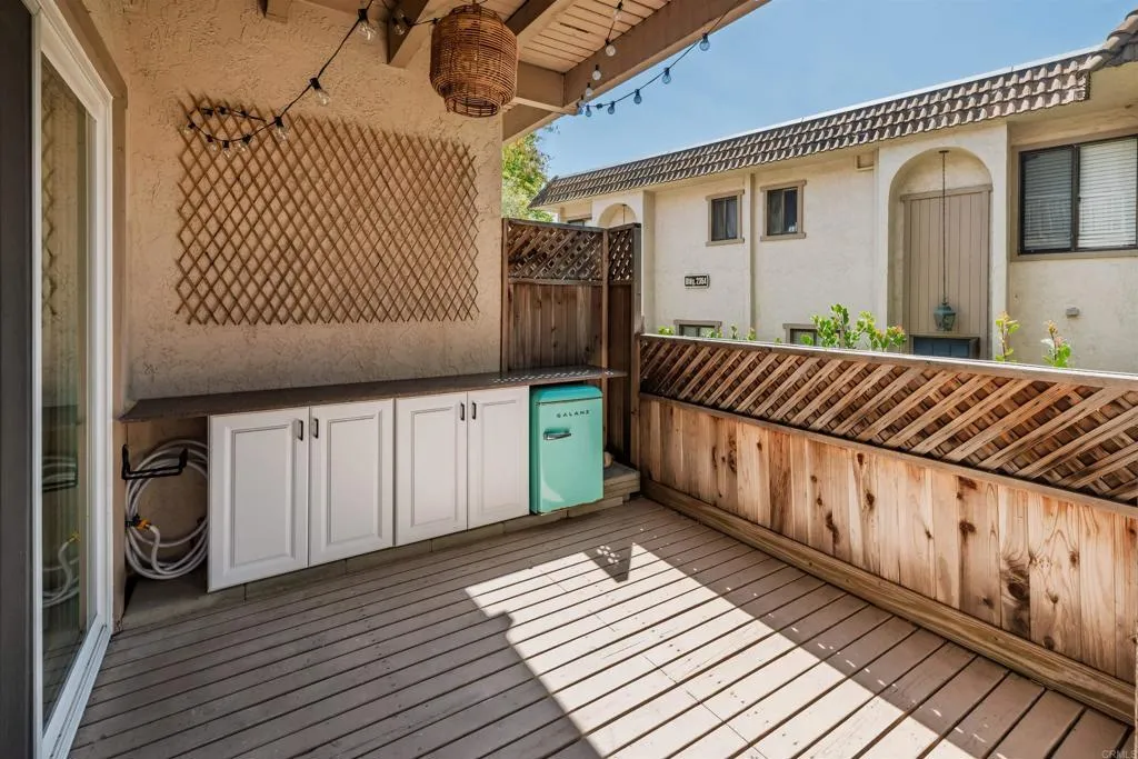 2349 Altisma Way B, Carlsbad, California 92009 home-pic-11