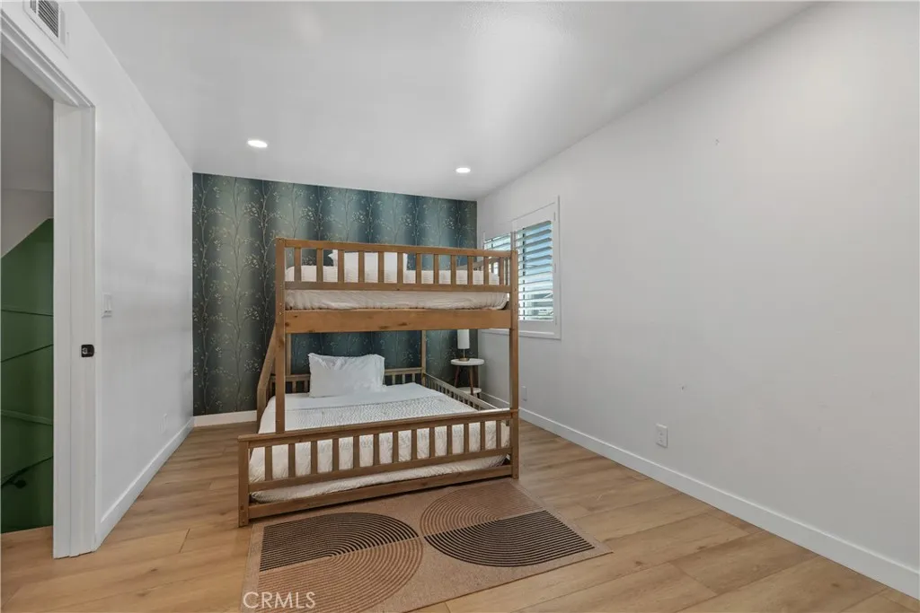 16261 Angler Lane, Huntington Beach, California 92647 home-pic-6