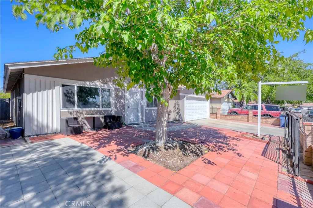 43327 Echard Avenue, Lancaster, California 93536 home-pic-5