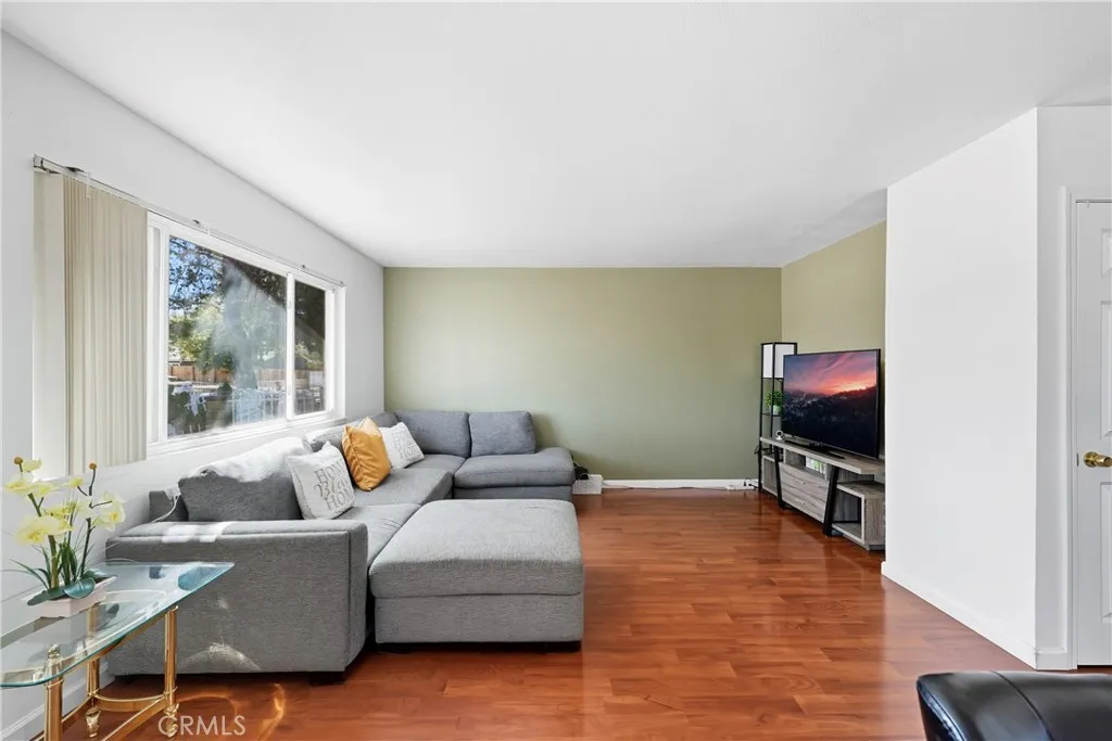 43327 Echard Avenue, Lancaster, California 93536 home-pic-10