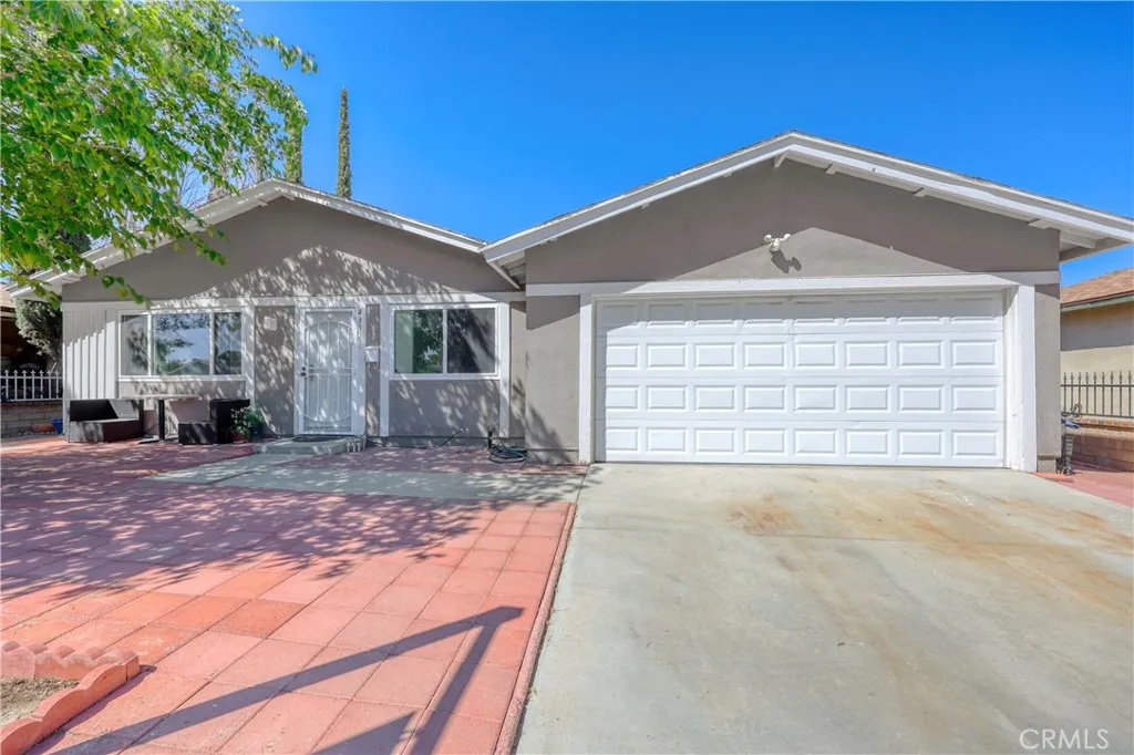 43327 Echard Avenue, Lancaster, California 93536 home-pic-8