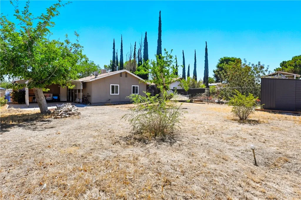 43327 Echard Avenue, Lancaster, California 93536 home-pic-38