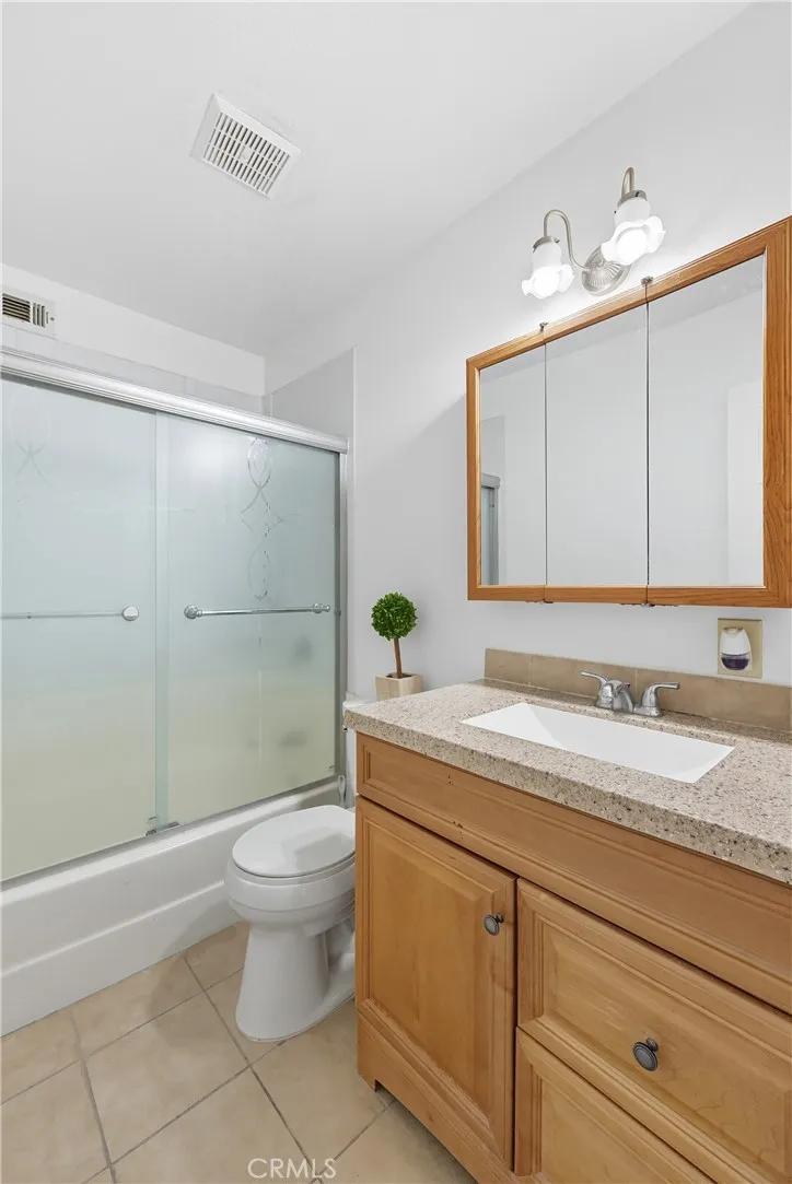 43327 Echard Avenue, Lancaster, California 93536 home-pic-30