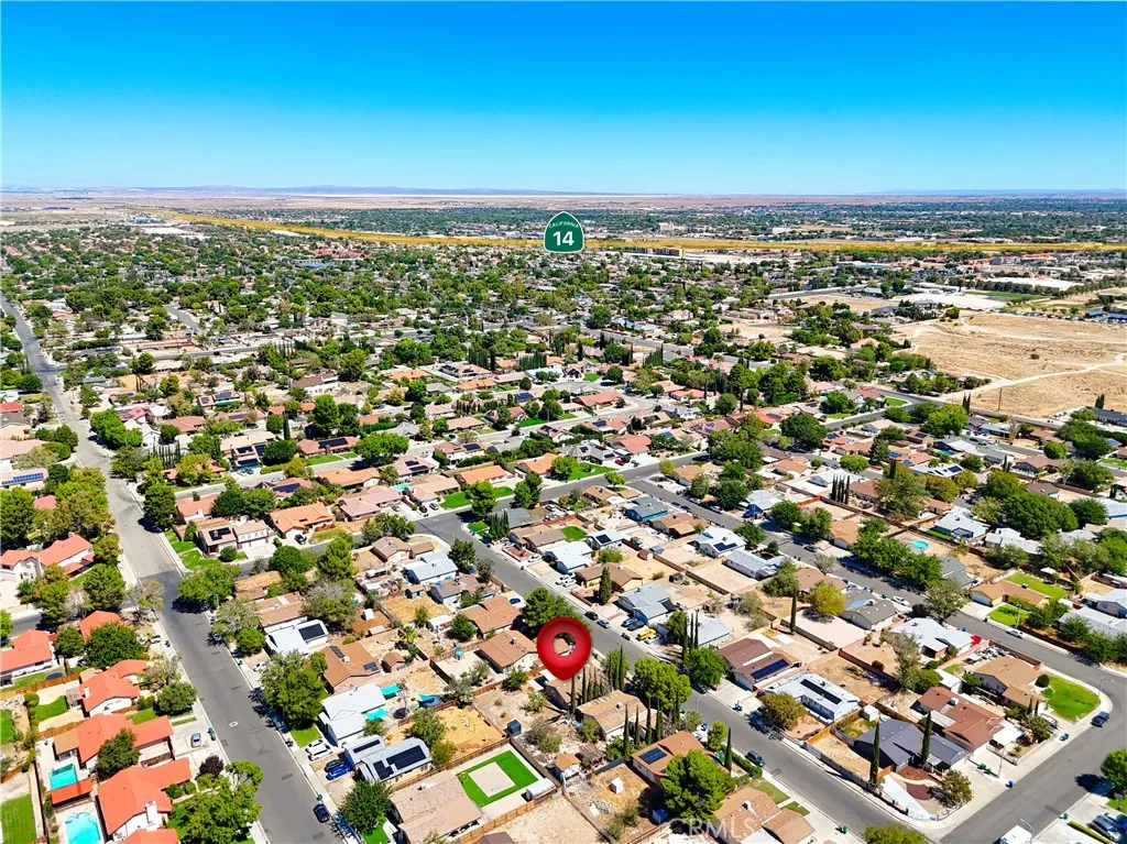 43327 Echard Avenue, Lancaster, California 93536 home-pic-44
