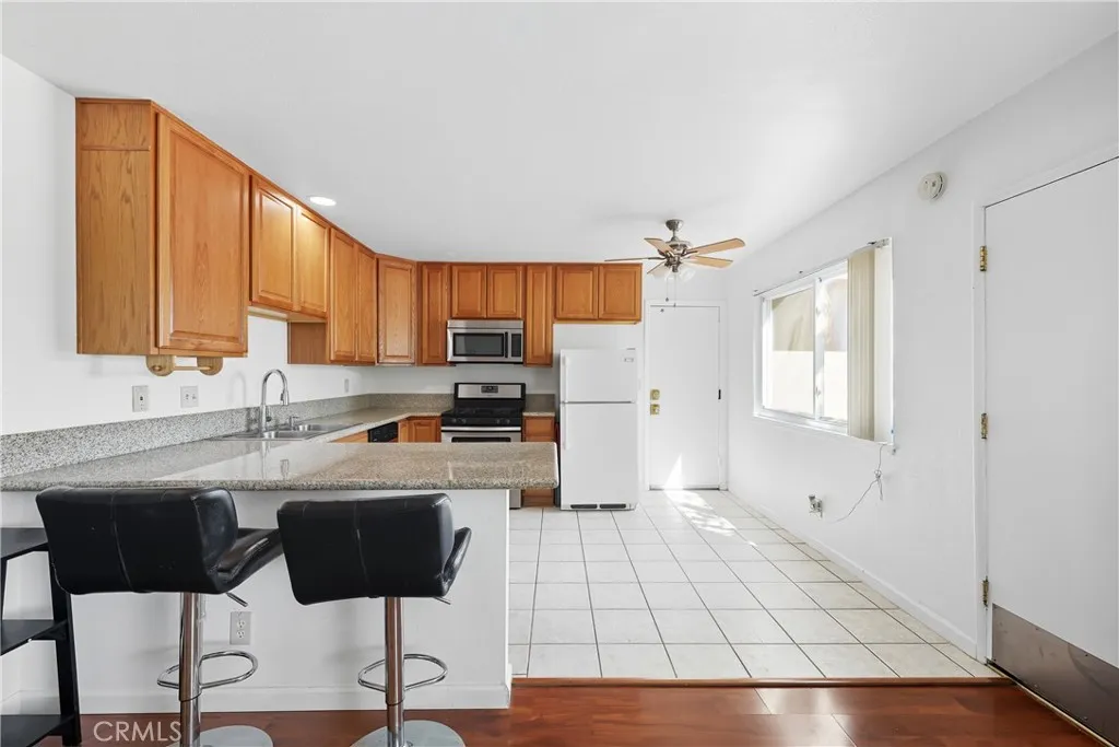 43327 Echard Avenue, Lancaster, California 93536 home-pic-22