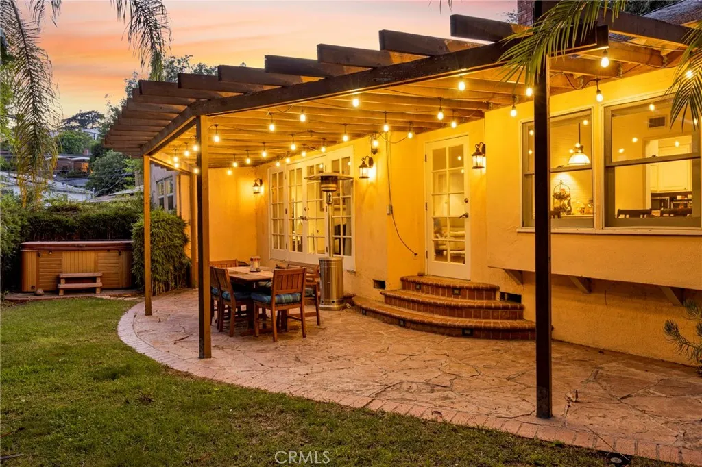 3398 Floyd, Los Angeles, California 90068 home-pic-7