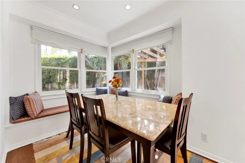 3398 Floyd, Los Angeles, California 90068 home-pic-21