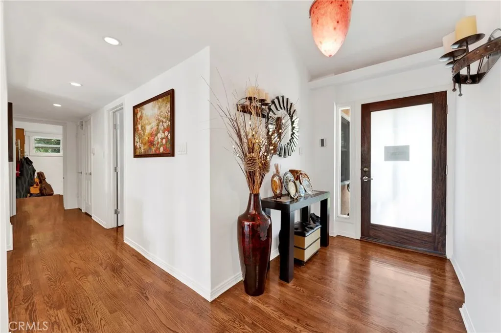3398 Floyd, Los Angeles, California 90068 home-pic-14