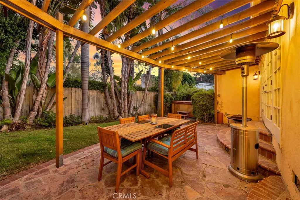 3398 Floyd, Los Angeles, California 90068 home-pic-6