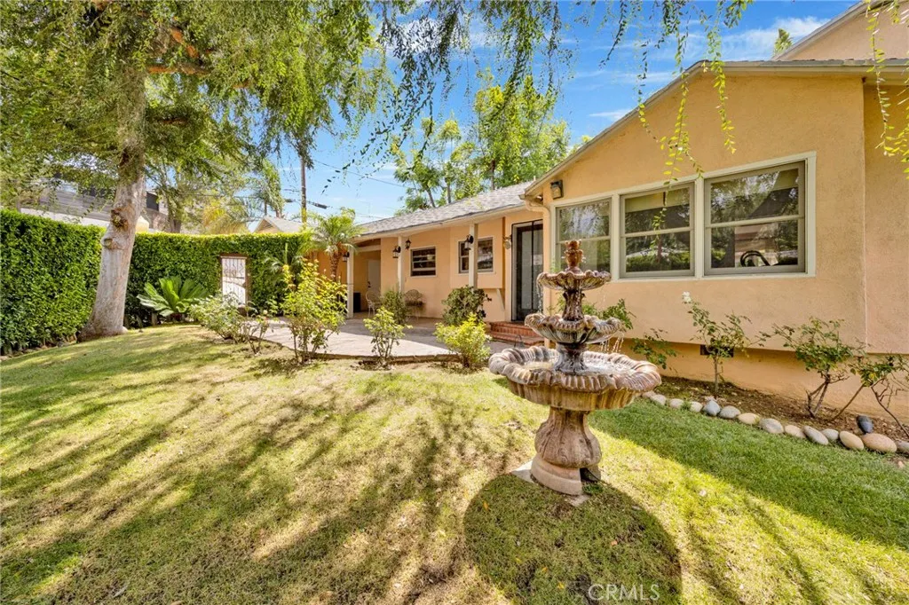 3398 Floyd, Los Angeles, California 90068 home-pic-10