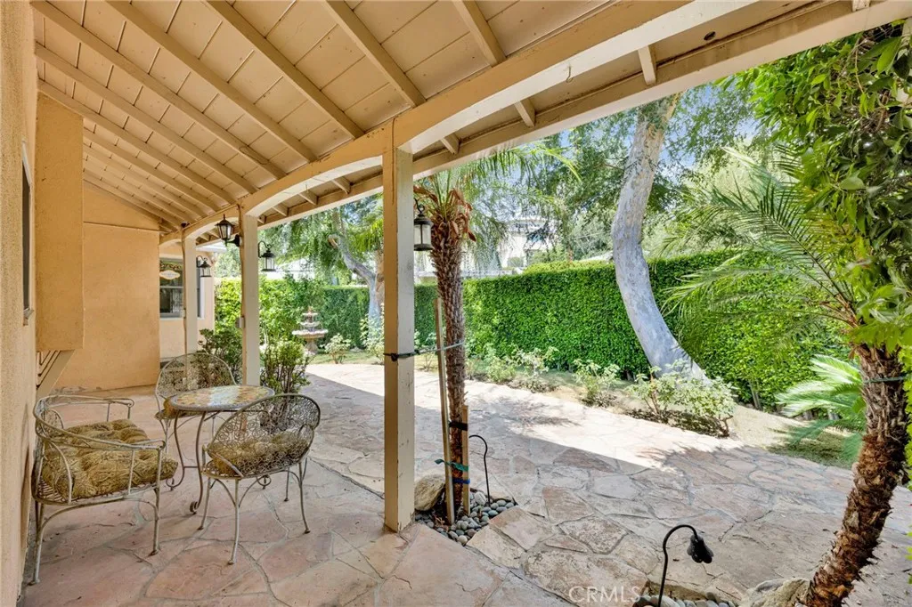 3398 Floyd, Los Angeles, California 90068 home-pic-12