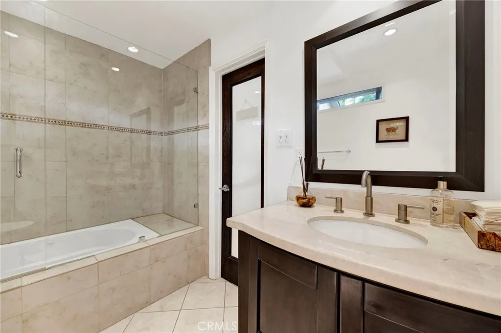 3398 Floyd, Los Angeles, California 90068 home-pic-27