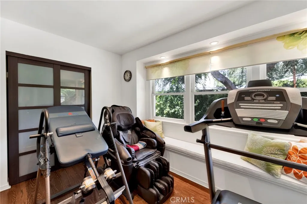 3398 Floyd, Los Angeles, California 90068 home-pic-30