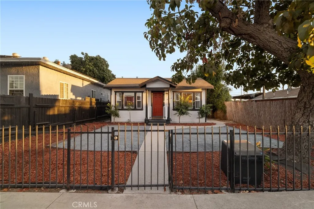 1244 Nadeau Street, Los Angeles, California 90001 home-pic-23