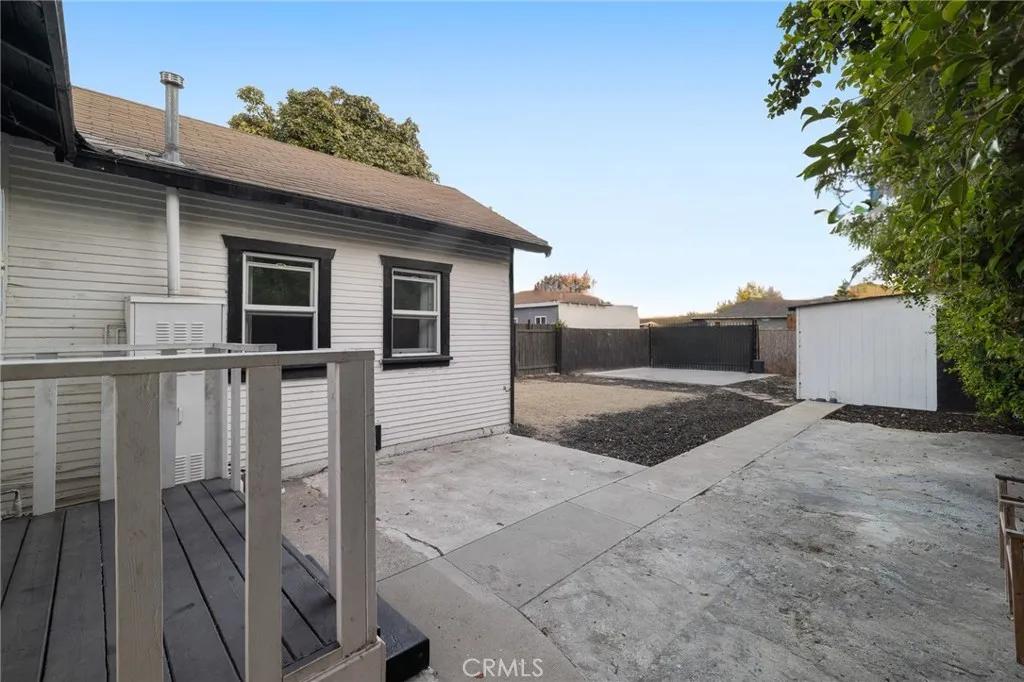 1244 Nadeau Street, Los Angeles, California 90001 home-pic-18