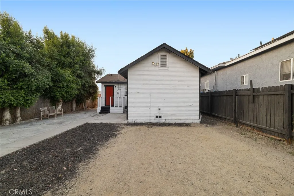 1244 Nadeau Street, Los Angeles, California 90001 home-pic-20