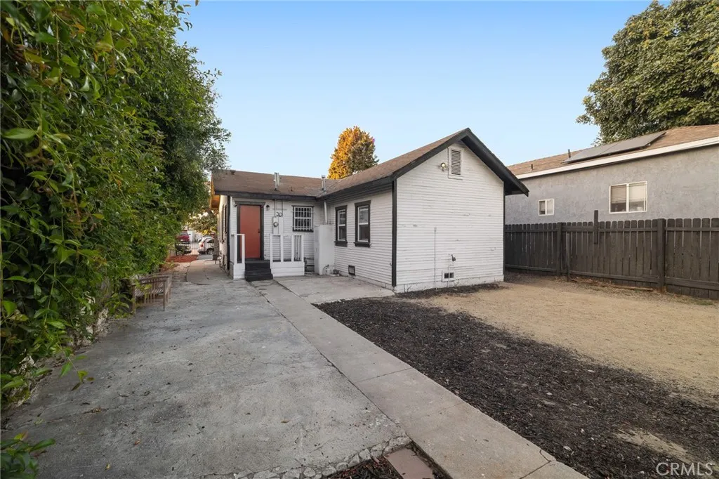 1244 Nadeau Street, Los Angeles, California 90001 home-pic-21