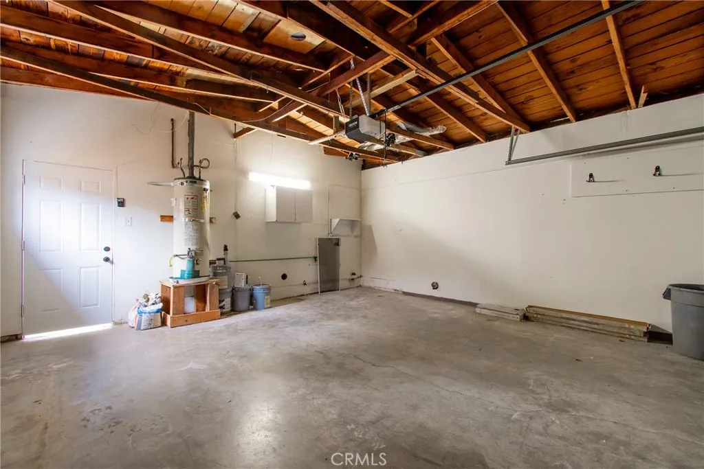 5847 Meadowbrook Lane, Riverside, California 92504 home-pic-28