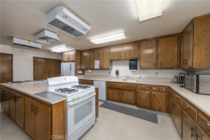 1250 N Kirby Street 181, Hemet, California 92545
