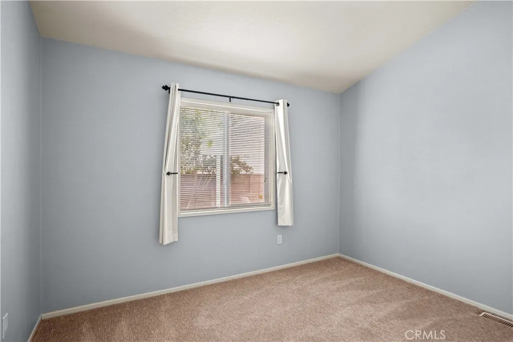 20033 Emerald Creek Drive, Canyon Country, California 91351 home-pic-14