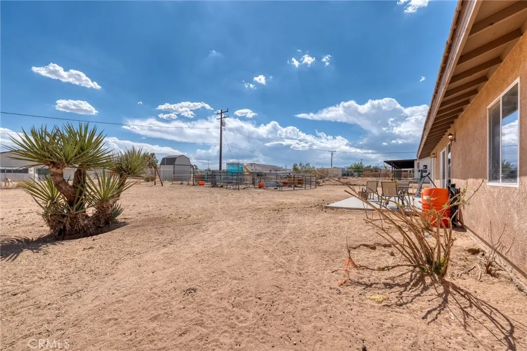 58455 Pimlico Street, Yucca Valley, California 92284 home-pic-20
