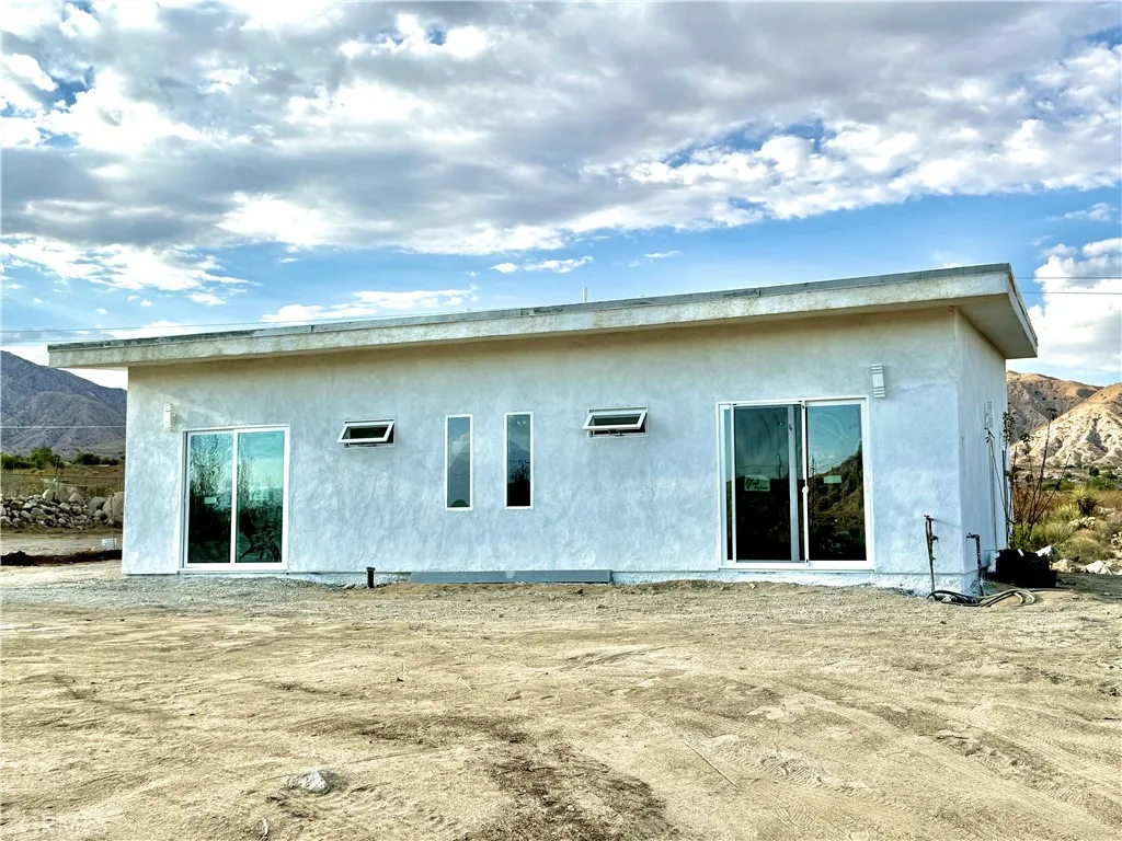 9640 Lanning Lane, Morongo Valley, California 92256 home-pic-38