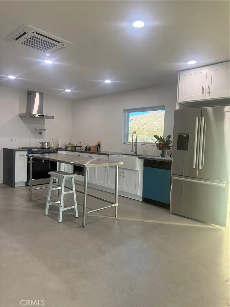 9640 Lanning Lane, Morongo Valley, California 92256 home-pic-2