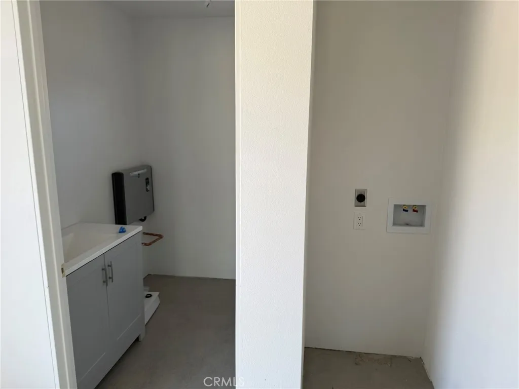 9640 Lanning Lane, Morongo Valley, California 92256 home-pic-14