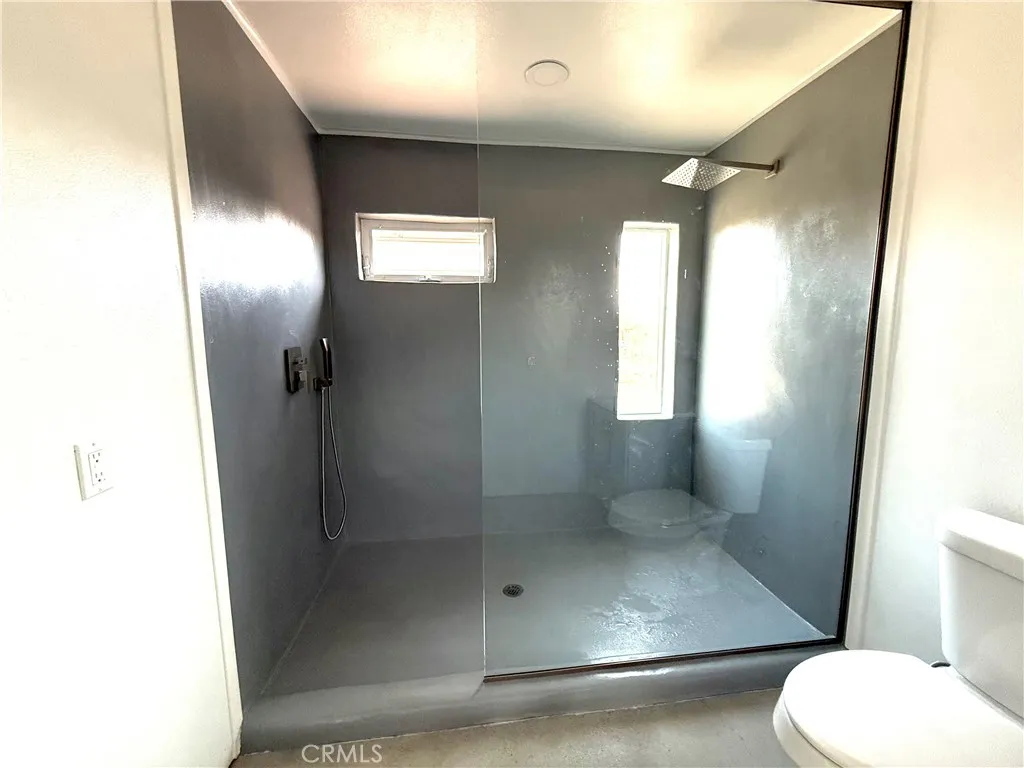 9640 Lanning Lane, Morongo Valley, California 92256 home-pic-8