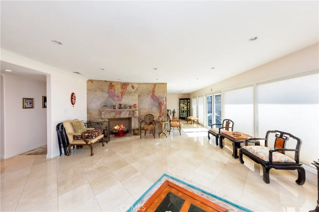 1971 Deermont Road, Glendale, California 91207 home-pic-11