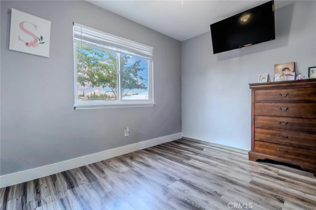 18106 Carob Street, Hesperia, California 92345 home-pic-30