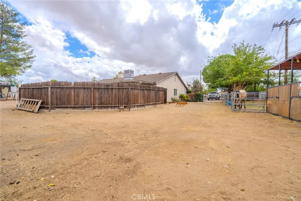 18106 Carob Street, Hesperia, California 92345 home-pic-50