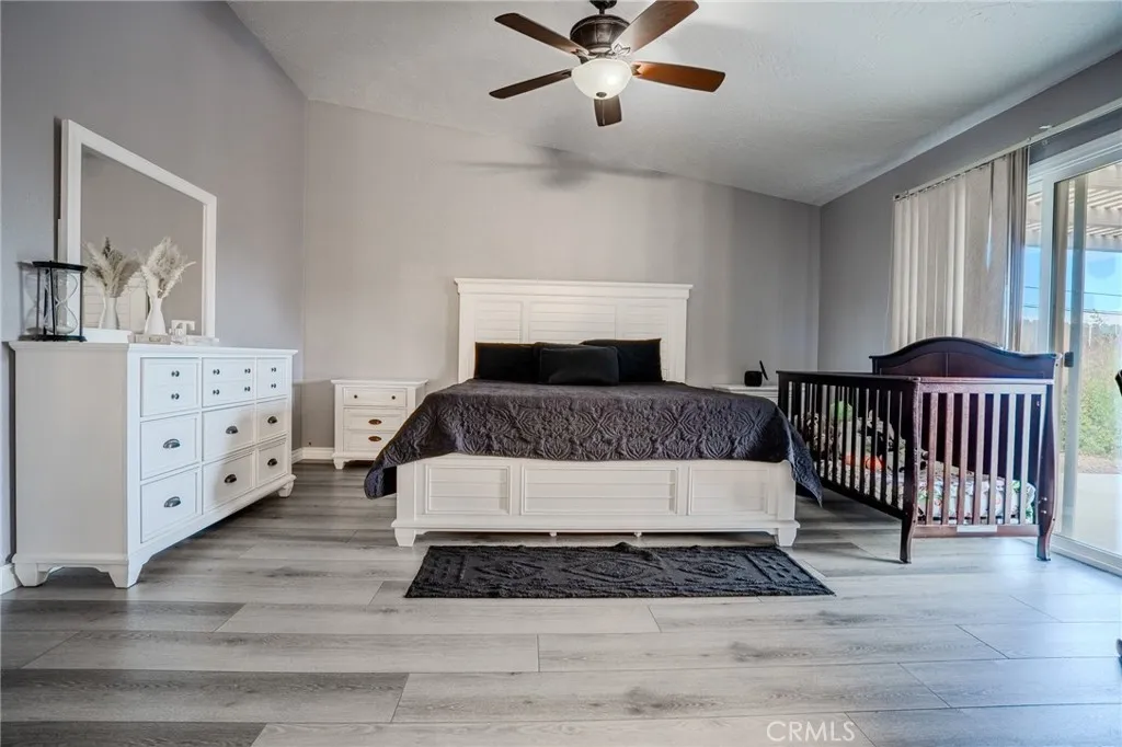 18106 Carob Street, Hesperia, California 92345 home-pic-28