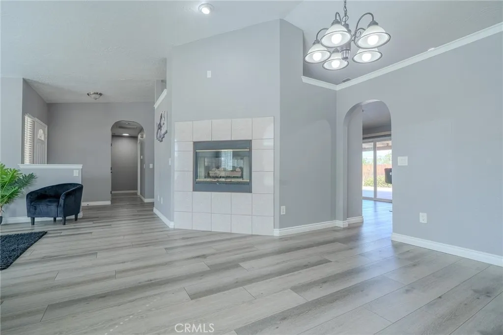 18106 Carob Street, Hesperia, California 92345 home-pic-6