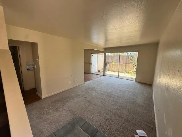 917 Acosta Plaza 4, Salinas, California 93905