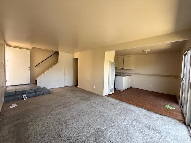 917 Acosta Plaza 4, Salinas, California 93905