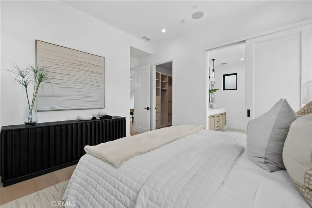 506 1/2 Avocado Avenue, Corona Del Mar, California 92625 home-pic-8
