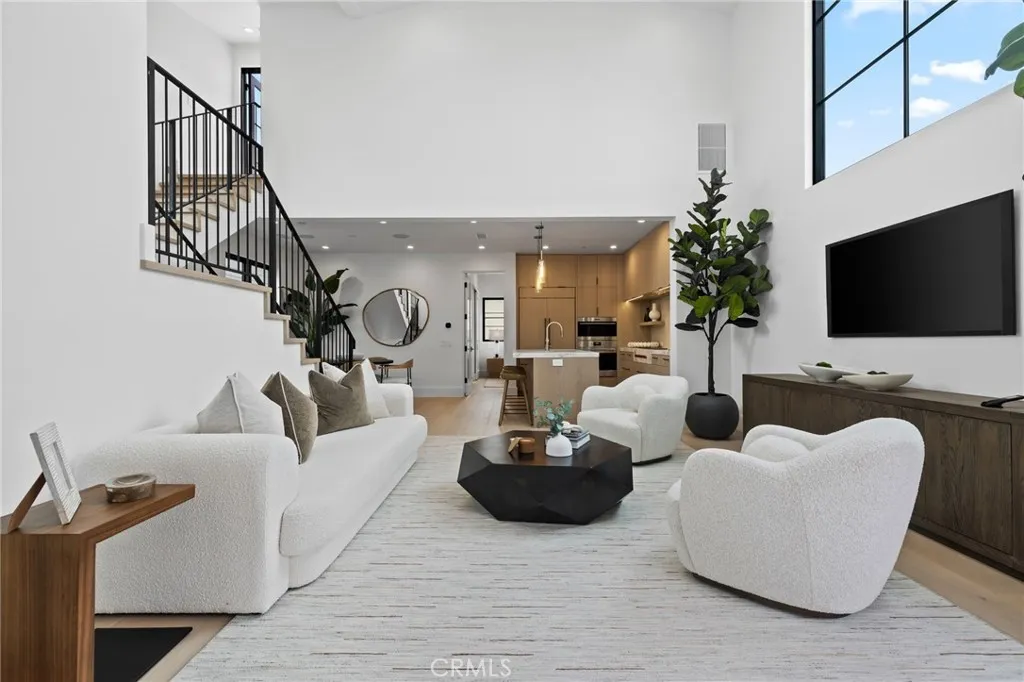 506 1/2 Avocado Avenue, Corona Del Mar, California 92625 home-pic-4