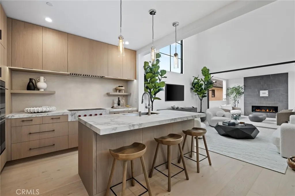 506 1/2 Avocado Avenue, Corona Del Mar, California 92625 home-pic-0