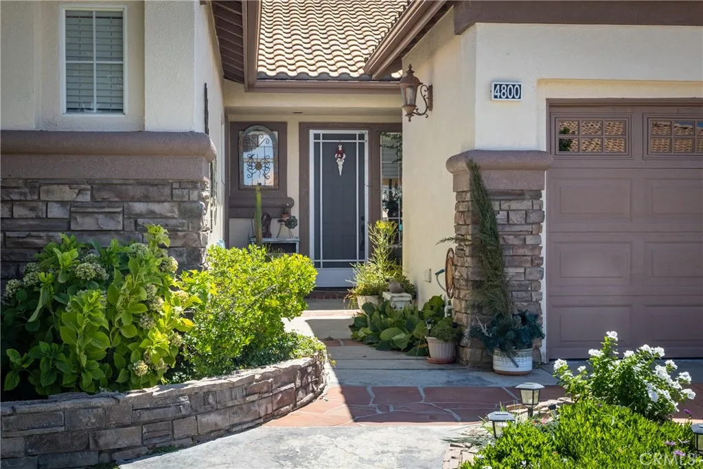 4800 Silverado Avenue, Banning, California 92220 home-pic-4